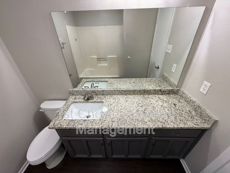 2 bedroom Duplex in Keller for Lease property image