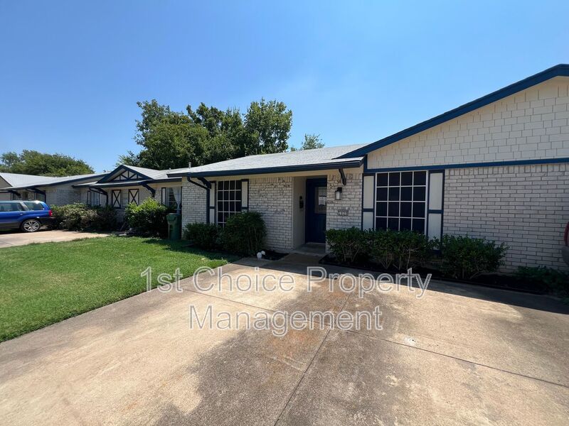 Arlington Texas Duplex For Rent property image