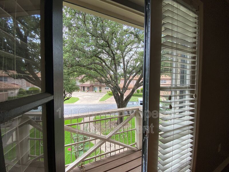 Benbrook Texas Condo for Rent property image