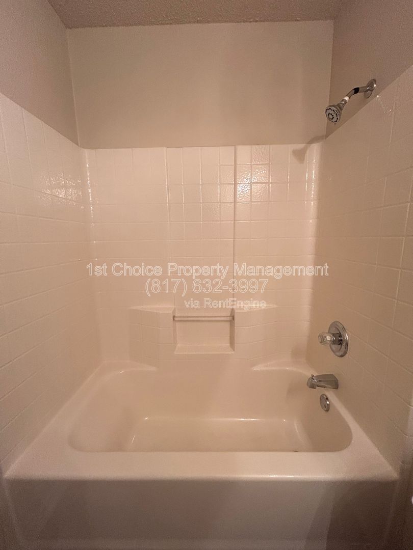 Arlington Texas Homes For Rent property image