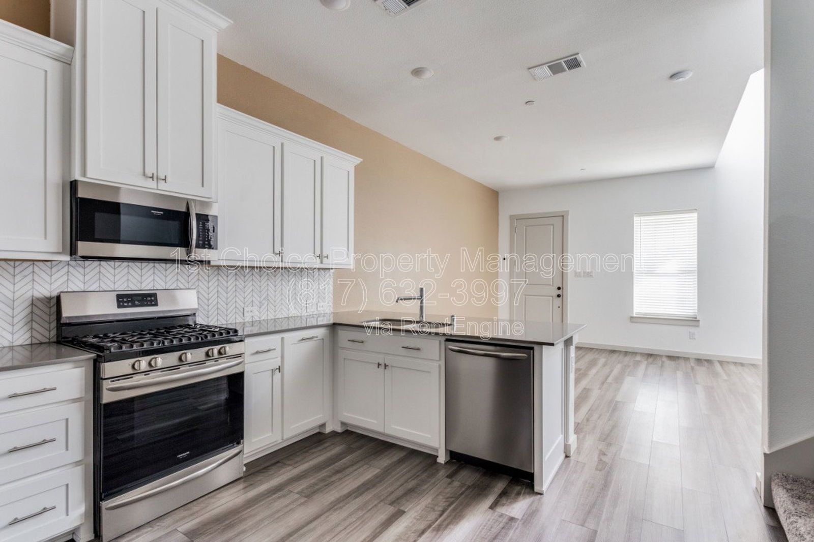 North Richland Hills Texas Townhome For Rent property image