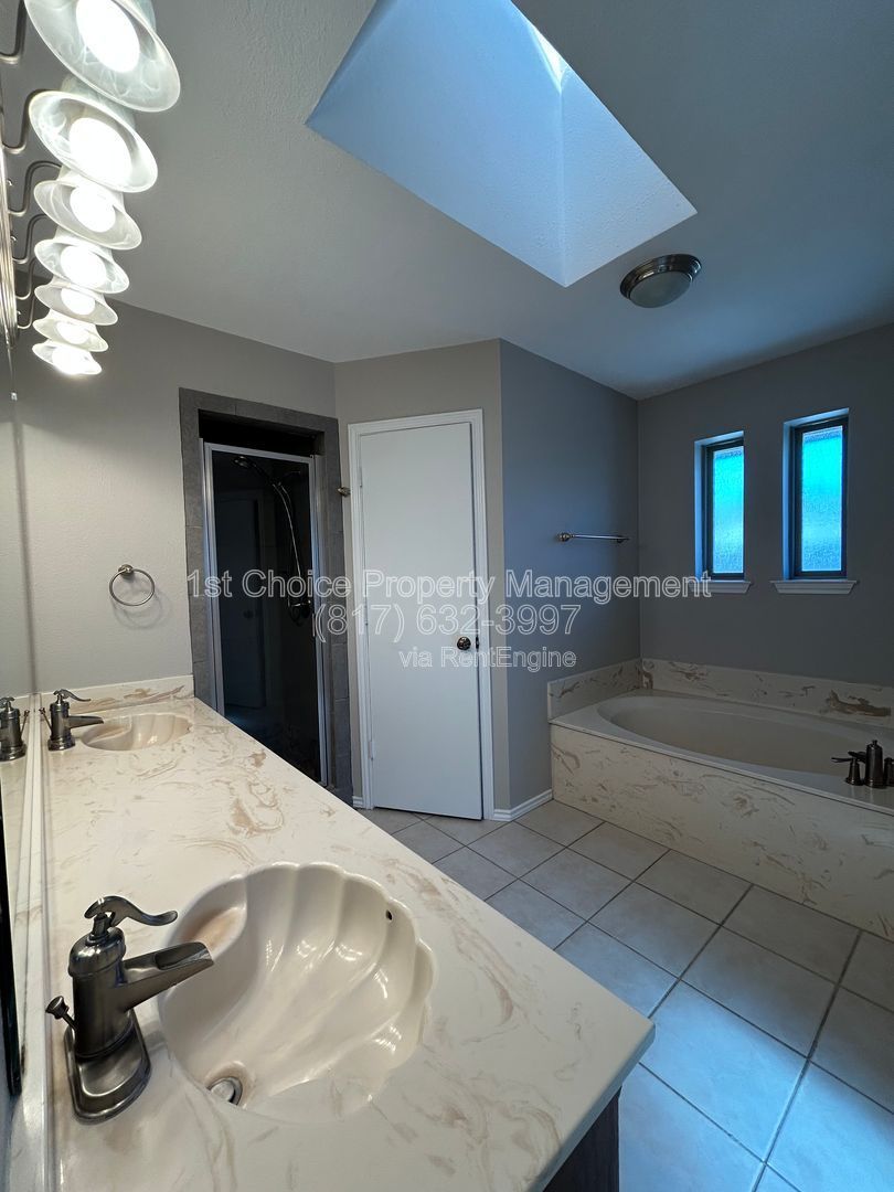 North Richland Hills Texas Townhome For Rent property image