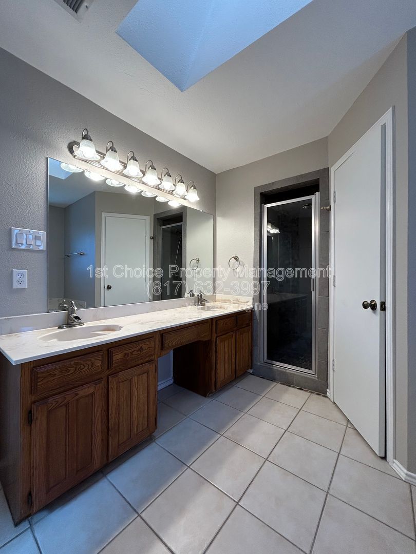 North Richland Hills Texas Townhome For Rent property image