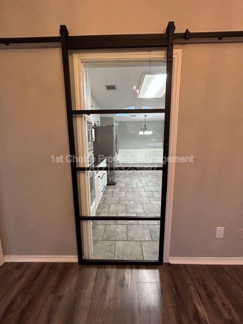 North Richland Texas Homes For Rent with a Guest House property image