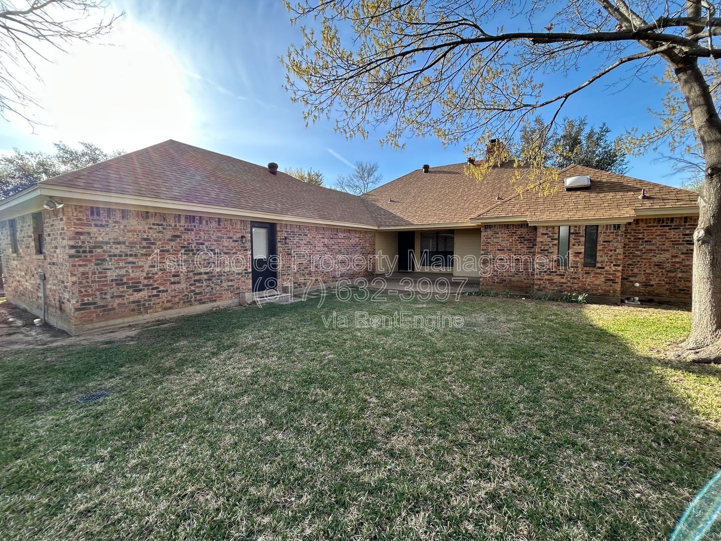 North Richland Texas Homes For Rent with a Guest House property image