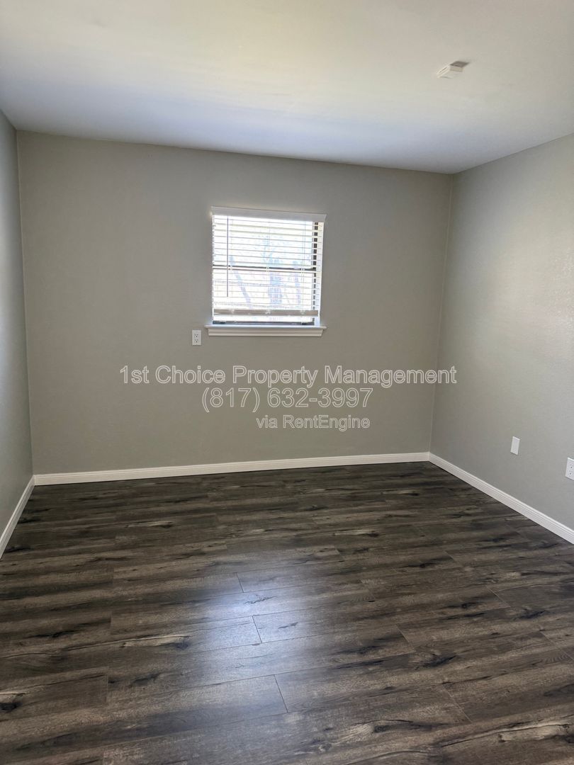 North Richland Texas Homes For Rent with a Guest House property image