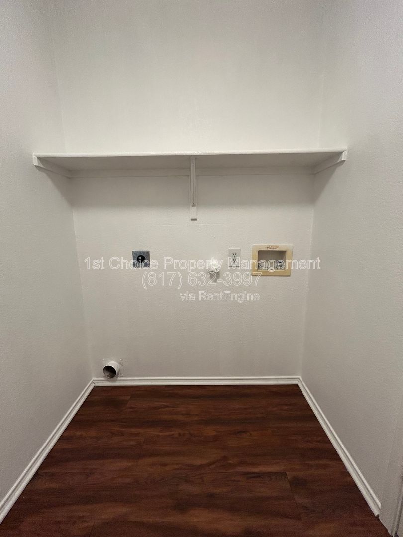 Arlington Texas Homes For Rent property image