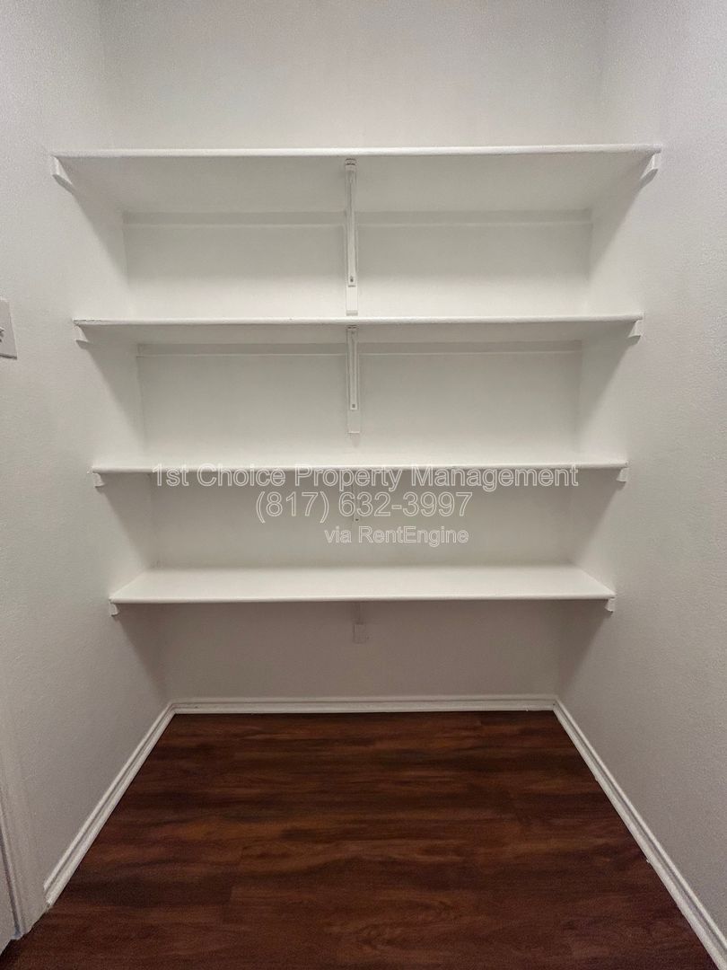 Arlington Texas Homes For Rent property image