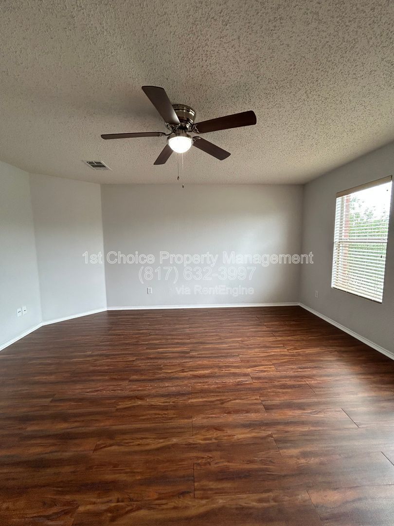 Arlington Texas Homes For Rent property image