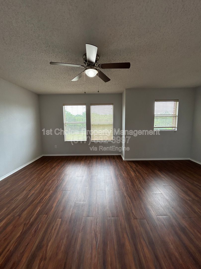 Arlington Texas Homes For Rent property image