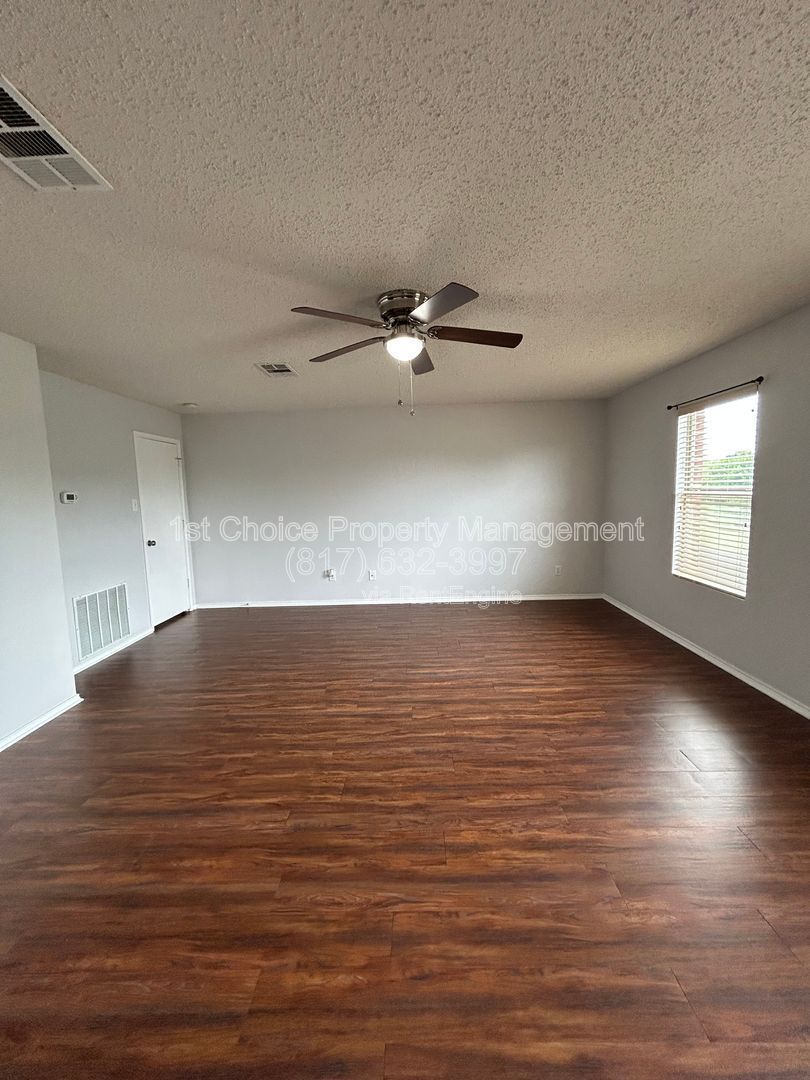 Arlington Texas Homes For Rent property image