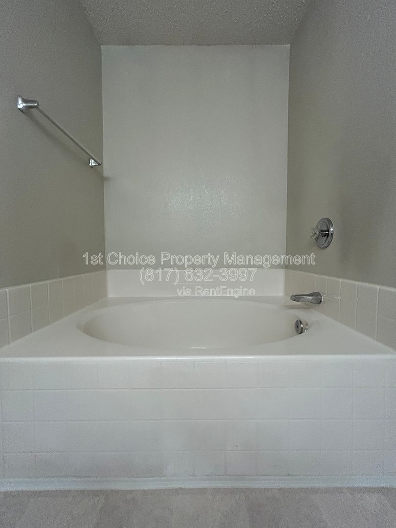 Arlington Texas Homes For Rent property image