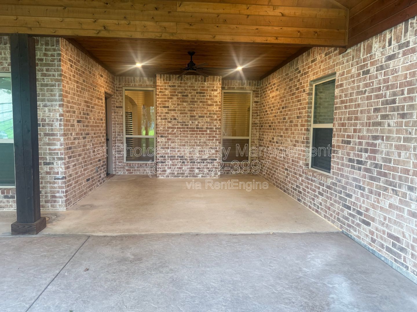 Azle Texas Home for Rent – Features a Large Utility Workshop and RV Hookup property image