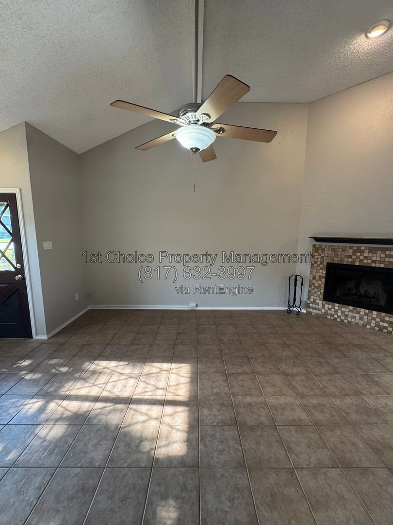 “Bedford Texas Duplex for Rent” property image