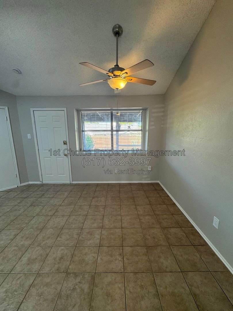 “Bedford Texas Duplex for Rent” property image