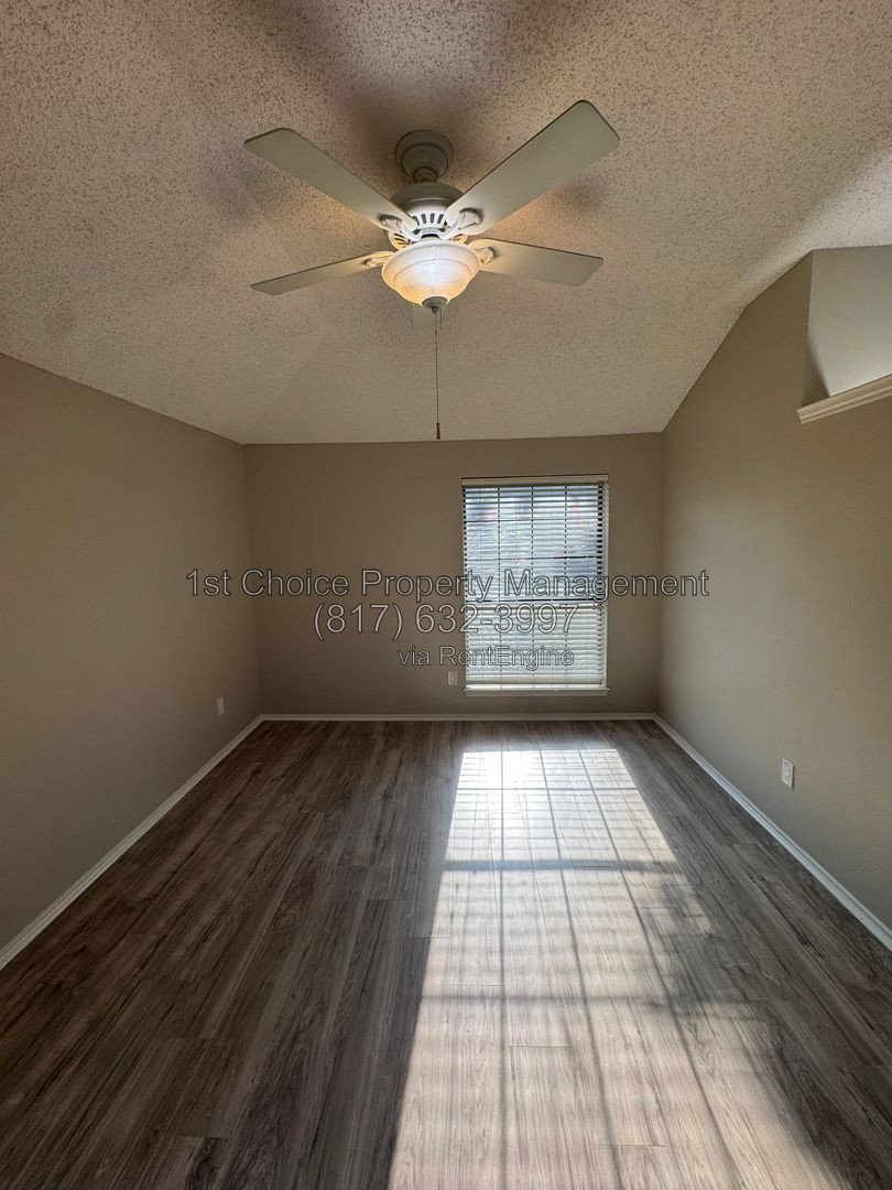 “Bedford Texas Duplex for Rent” property image