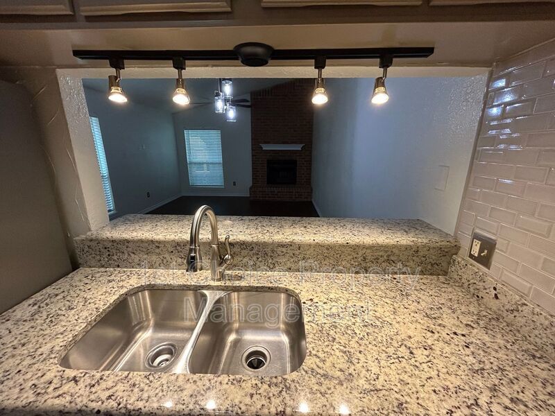 Arlington Texas Condos For rent property image