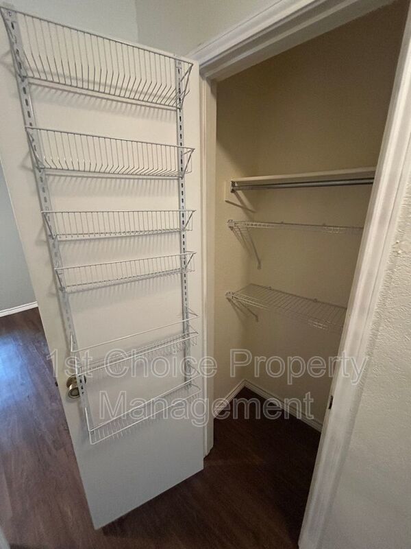 Arlington Texas Condos For rent property image