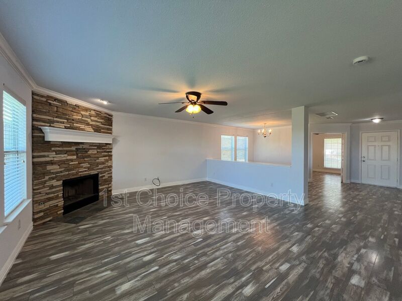 Fort Worth Texas Homes For Rent Eagle MTN Saginaw ISD property image