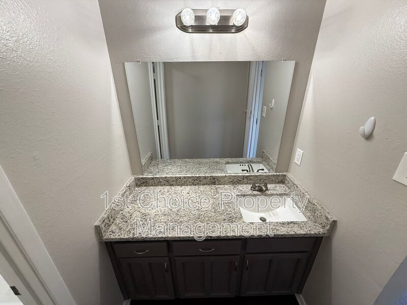 2 bedroom Duplex in Keller for Lease property image
